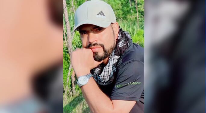 Lyft driver, passenger killed in crash by vehicle running red light trying to escape police