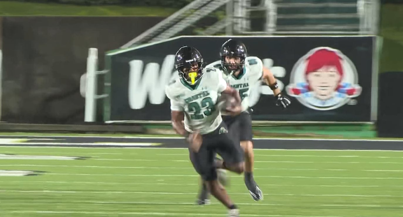 Coastal Carolina Tops Marshall 27-21 Following Six Turnovers