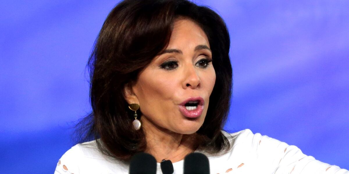 Trump urges 'bring back' Jeanine Pirro after host pulled off air following anti-Muslim comments