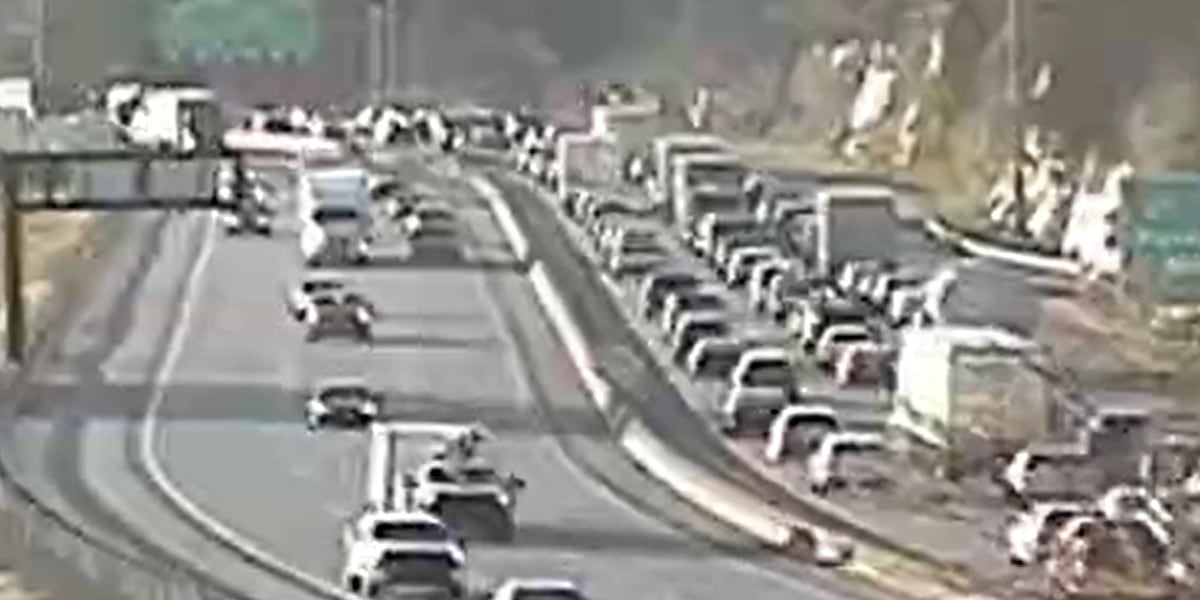 Three-vehicle crash on I-64