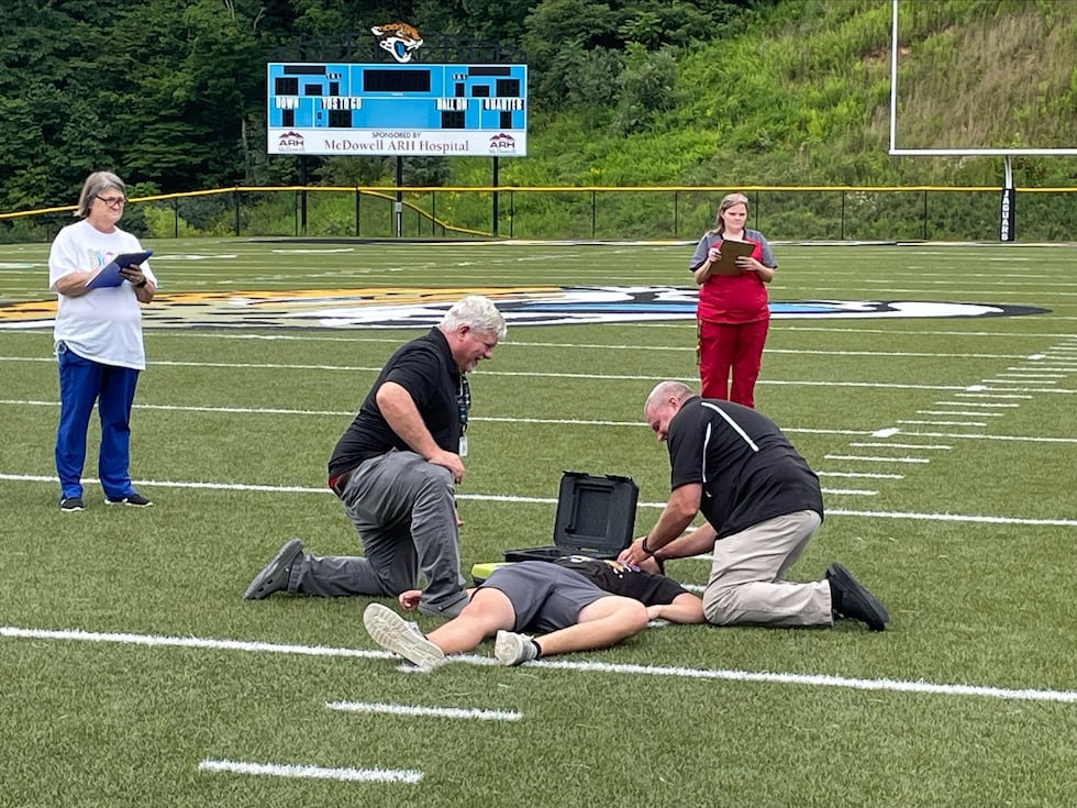 Floyd County Schools participate in AED and Cardiac emergency drills.
