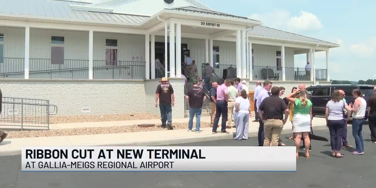 Ribbon cut at new airport terminal