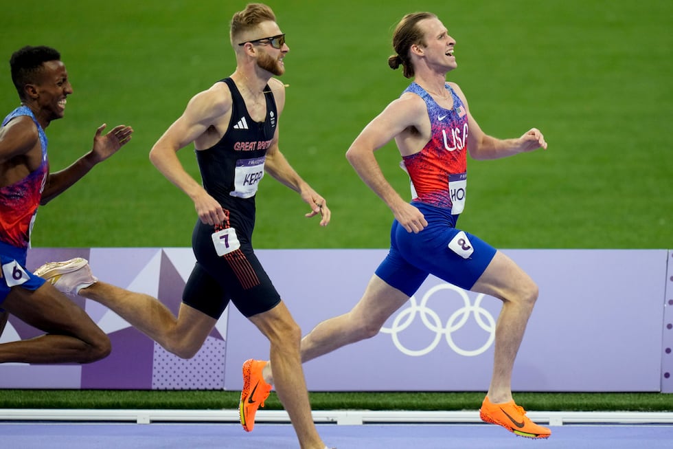 Jordan Hocker USA’s Cole Hocker upsets favorites to win gold in men’s 1500m race